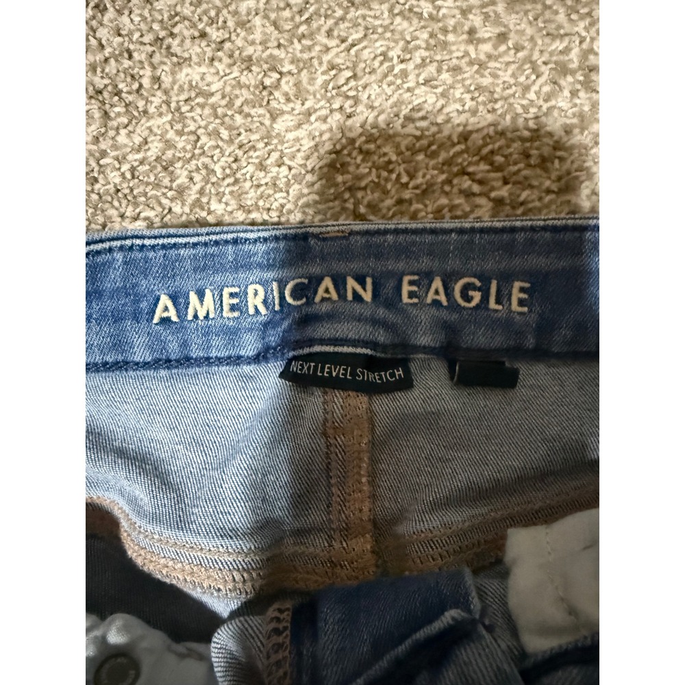 American Eagle Curvy Super High-Rise Flare Distressed Jeans Blue Size 6 Regular - Picture 2 of 7